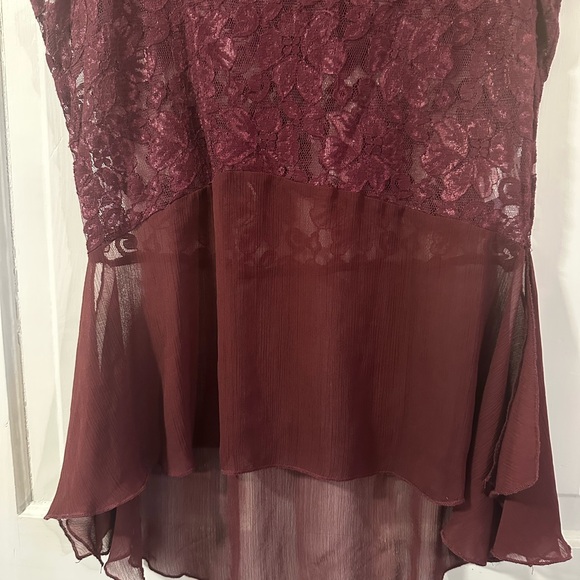 Studio Y Maroon Women’s Short Sleeve Blouse - Picture 5 of 6